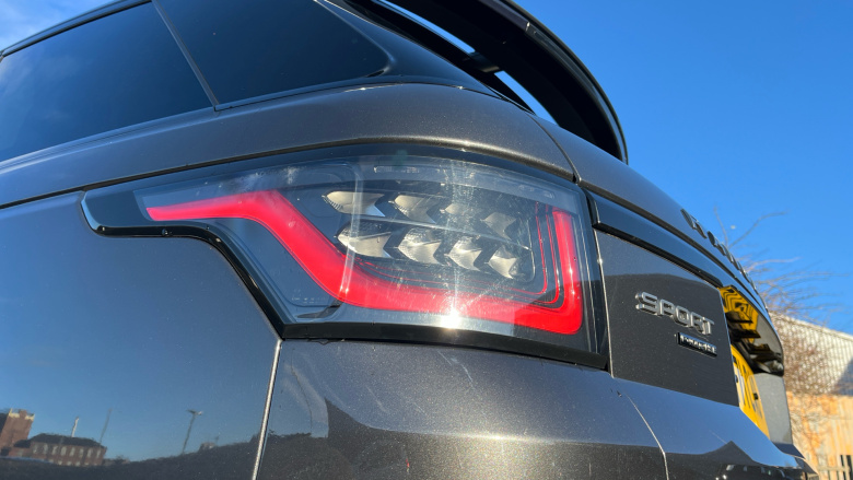 Land Rover Range Rover Sport 2.0 P400e HSE Silver 5dr Auto Estate